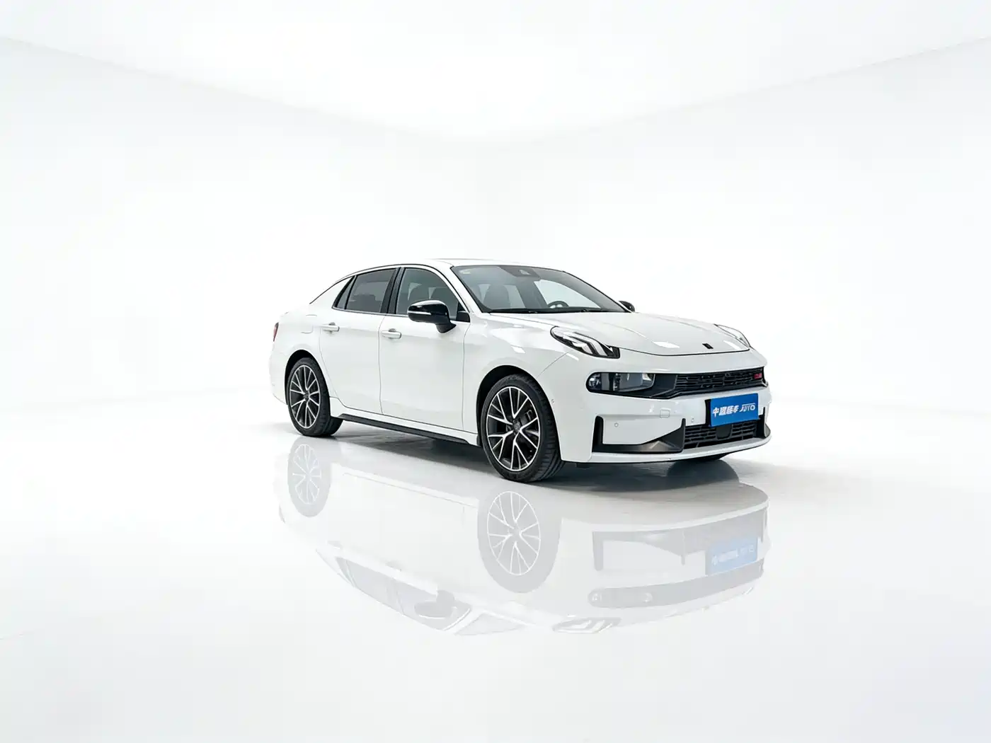 Lynk & Co 03 2018 1.5TD DCT Power Pro Version China V фото 3