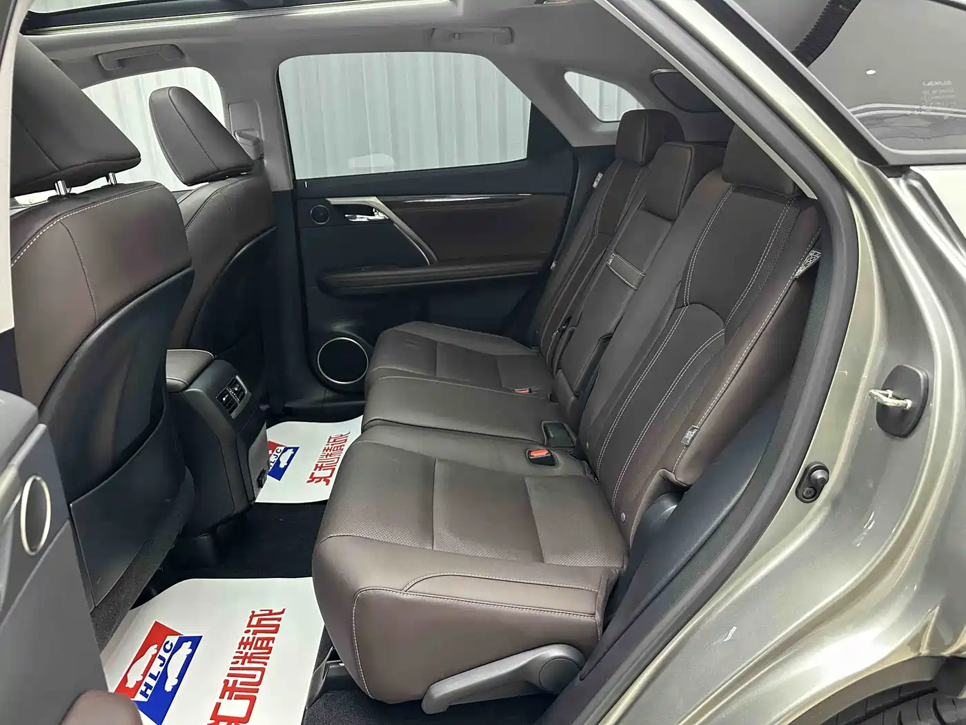 Lexus RX 2021 300 AWD Special Edition фото 5