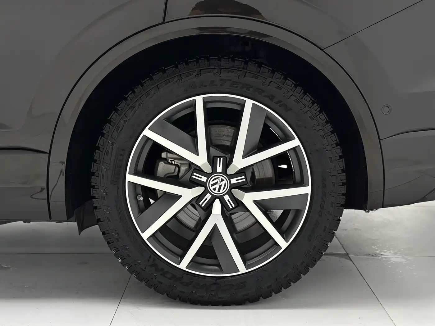 Volkswagen Touareg 2019 3.0TSI Sharp Edge Edition China VI фото 21