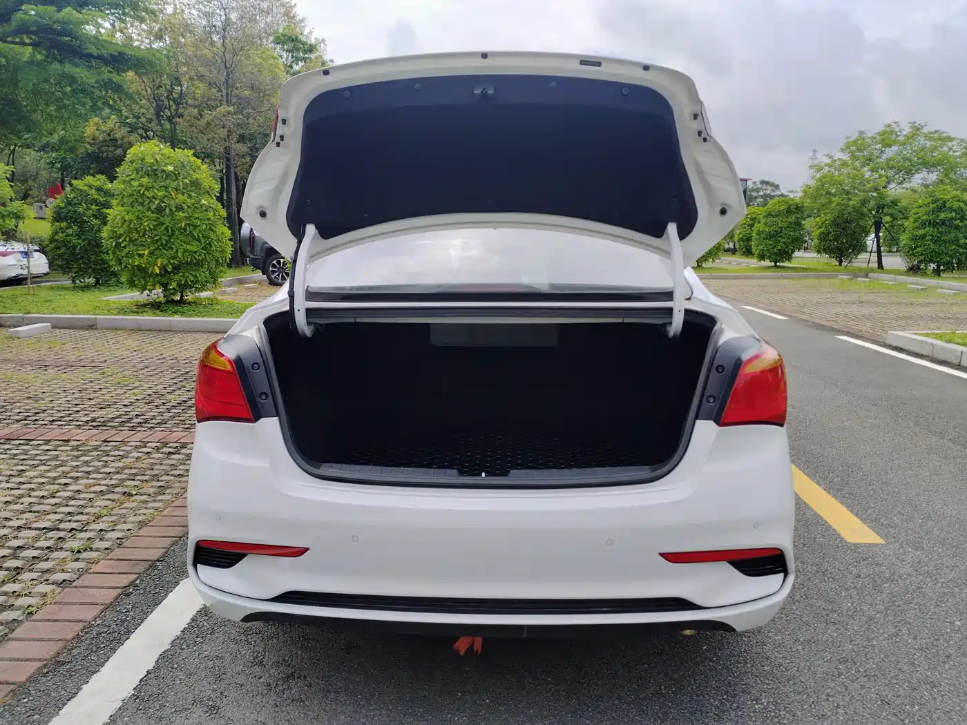 Hyundai Mistra 2017 1.8L Automatic Prestige DLX (China V) фото 15