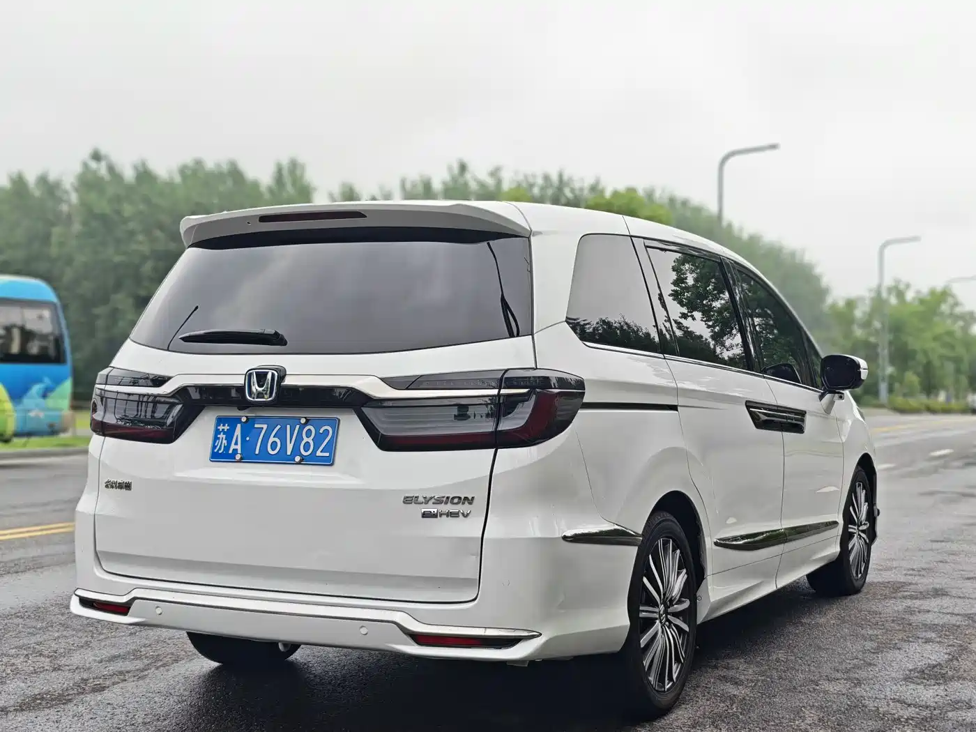 Honda Elysion 2022 2.0L e:HEV Supreme Edition фото 6