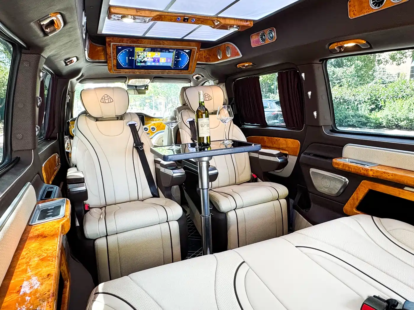 Mercedes-Benz Vito 2023 2.0T Elite 7-Seater фото 22