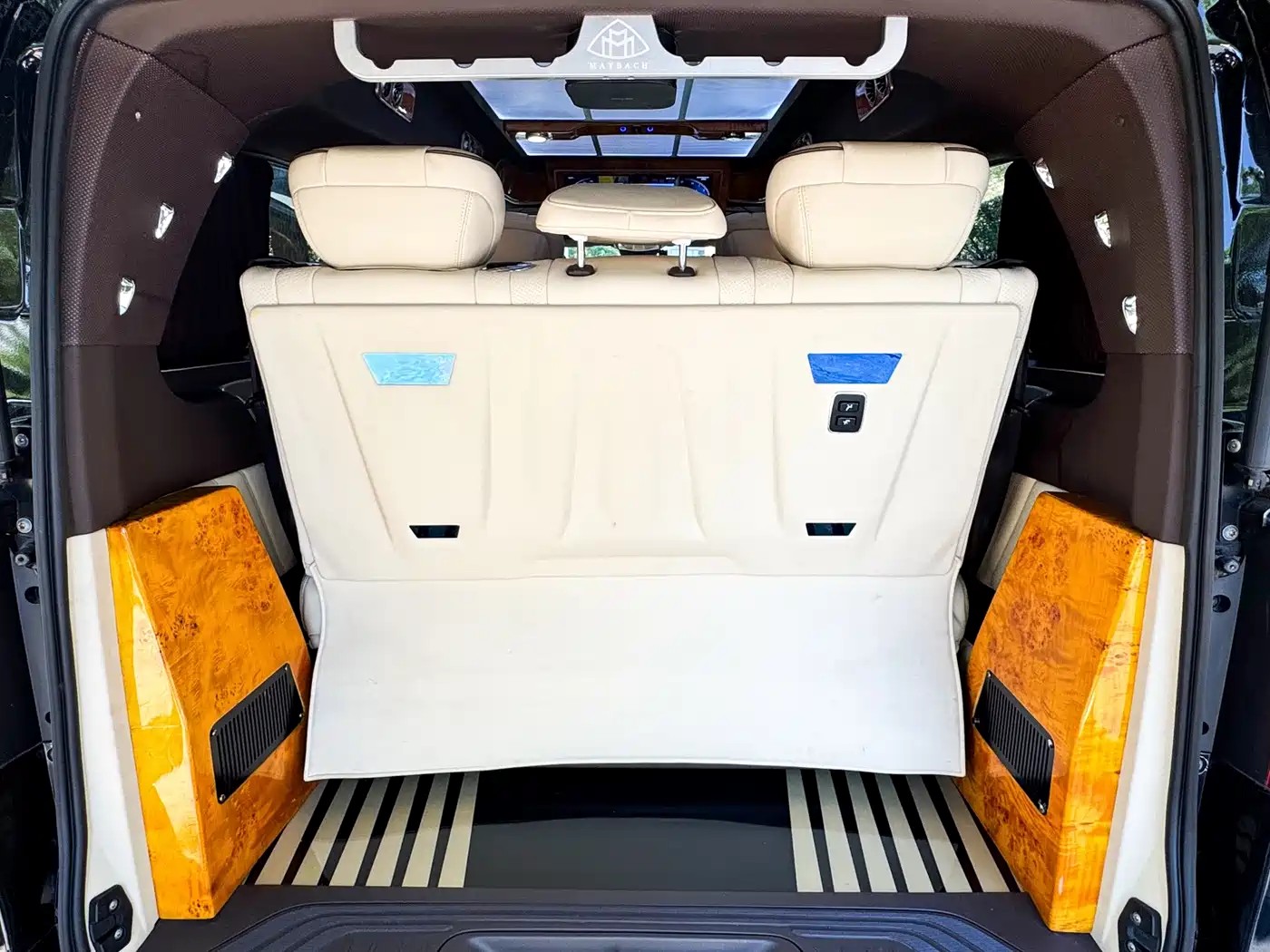 Mercedes-Benz Vito 2023 2.0T Elite 7-Seater фото 27