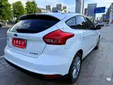 Фото 4 - Ford Focus