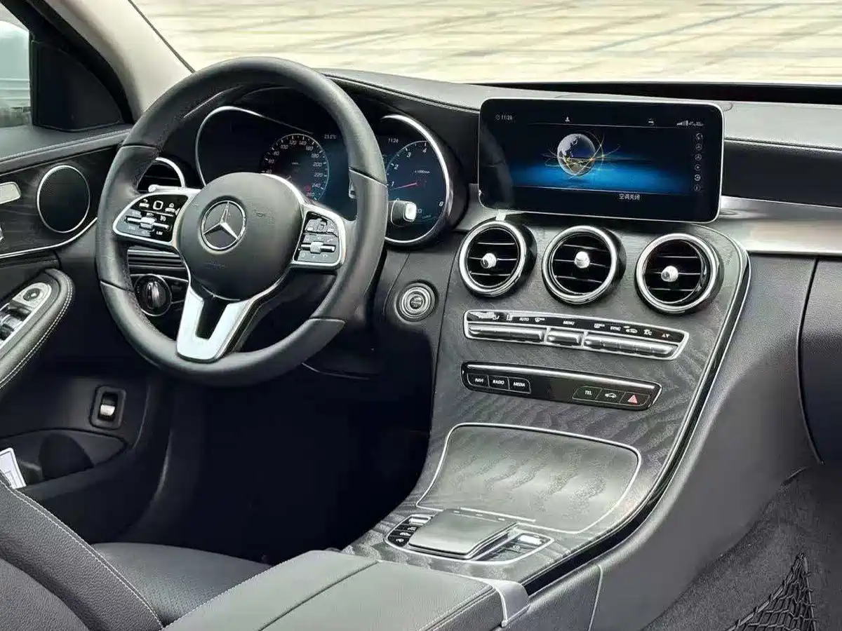 Mercedes-Benz C-Class 2019 C 260 L Sport фото 4