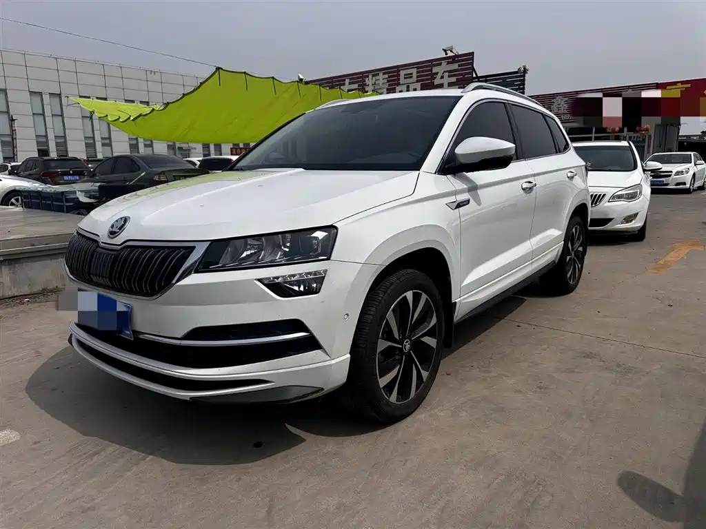 Škoda Karoq 2025 TSI280 Luxury Edition