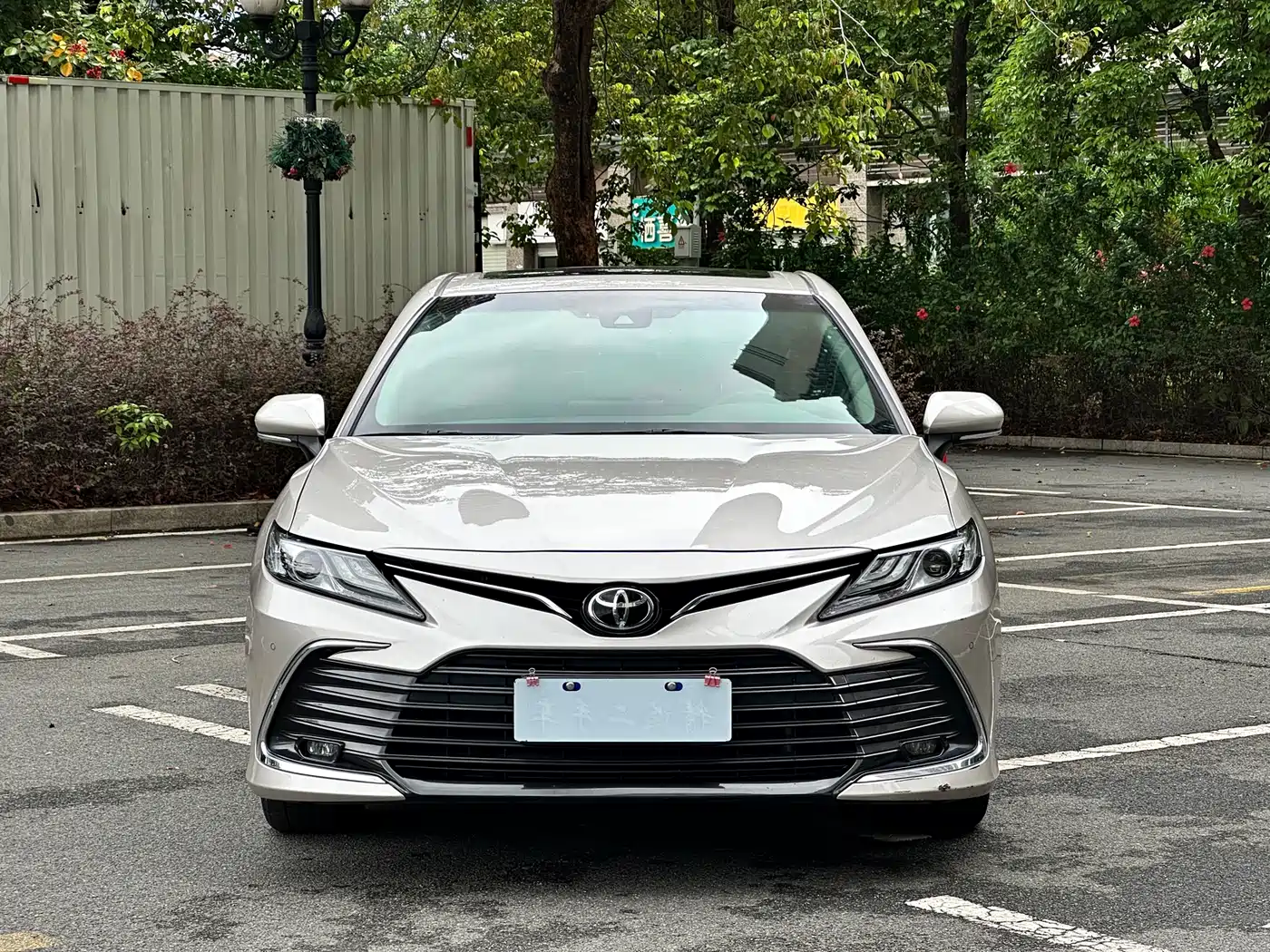 Toyota Camry 2021 2.0G Luxury Edition фото 2