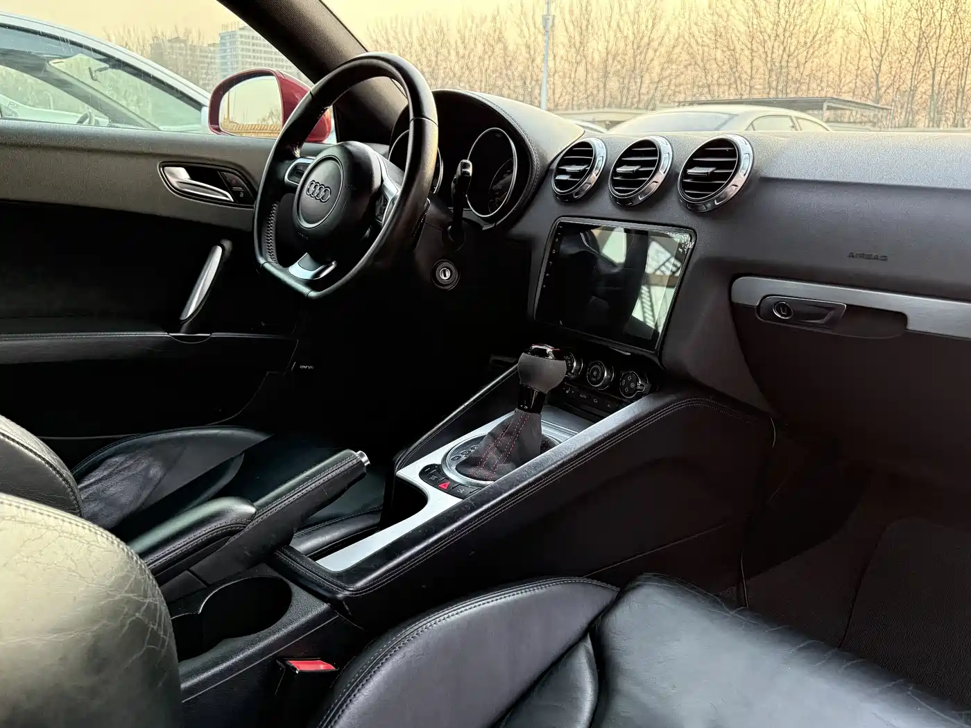 Audi TT 2008 Model TT 3.2 Quattro фото 16
