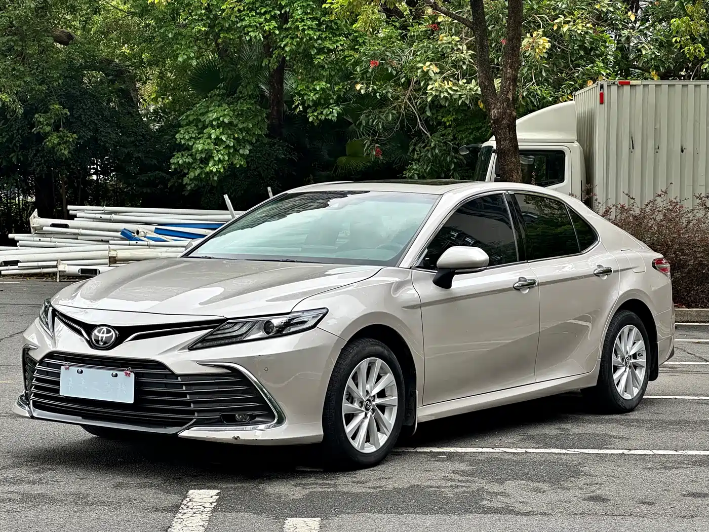 Toyota Camry 2021 2.0G Luxury Edition