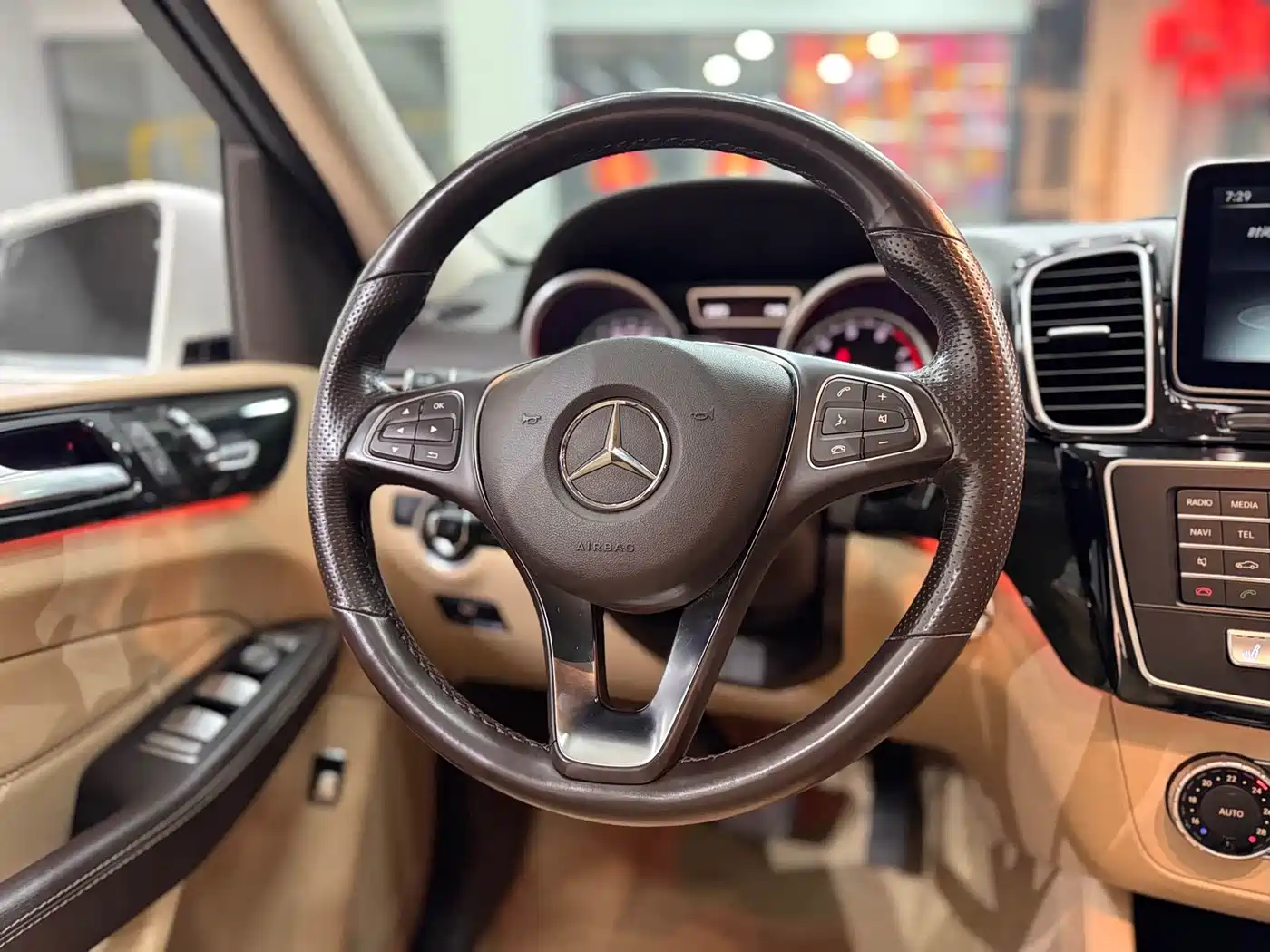 Mercedes-Benz GLE 2016 2016 GLE 400 4MATIC