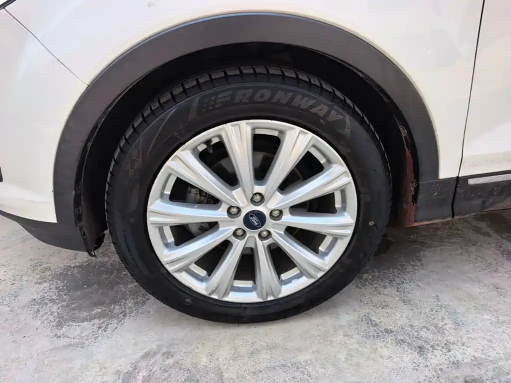 Photo 23 - Ford Kuga