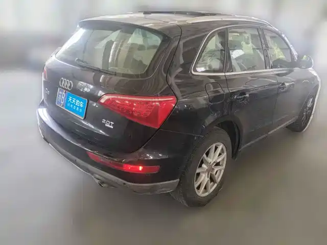 Audi Q5 2012 2.0TFSI Comfort — фото 2
