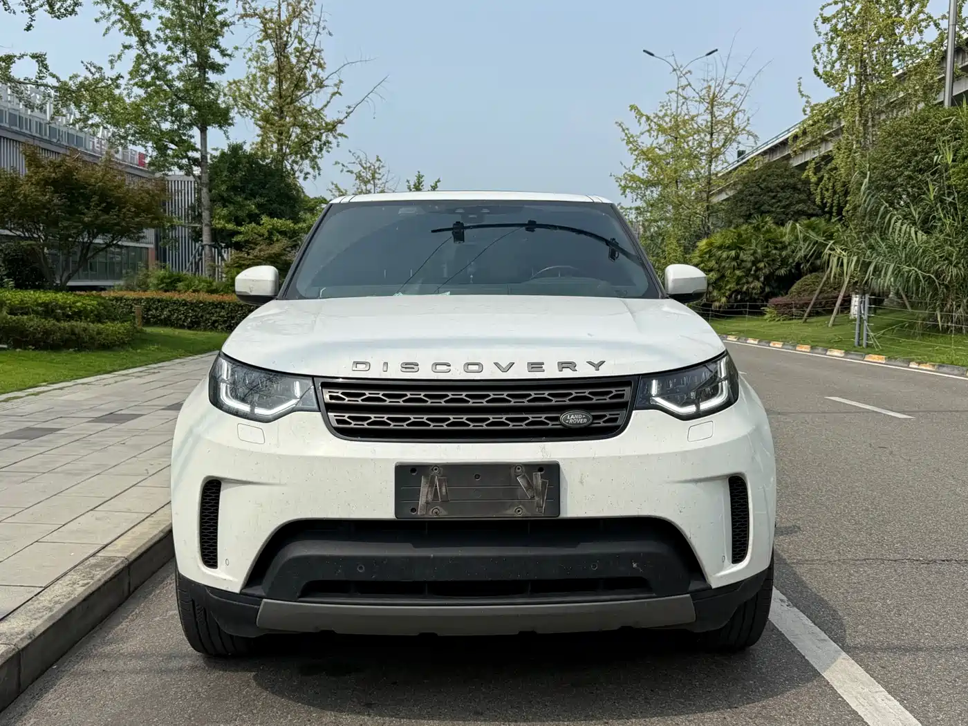 Фото 2 - Land Rover Discovery