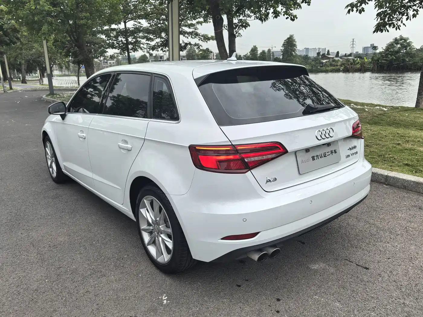 Audi A3 2018 30th Anniversary Sportback 35 TFSI Progressive фото 6