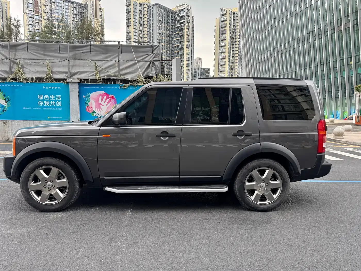 Land Rover Discovery 2005 Model 4.4 V8 HSE фото 2