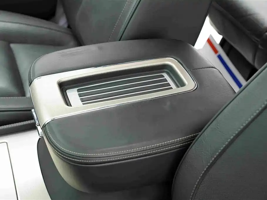 Cadillac Escalade 2014 2013 6.2L ESV Platinum Extended