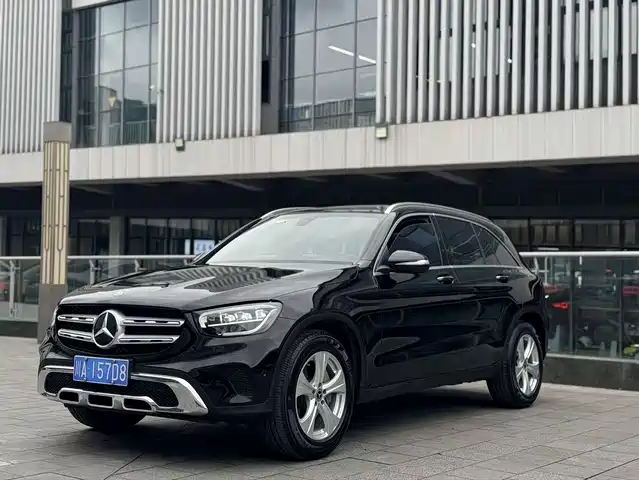MERCEDES-BENZ GLC