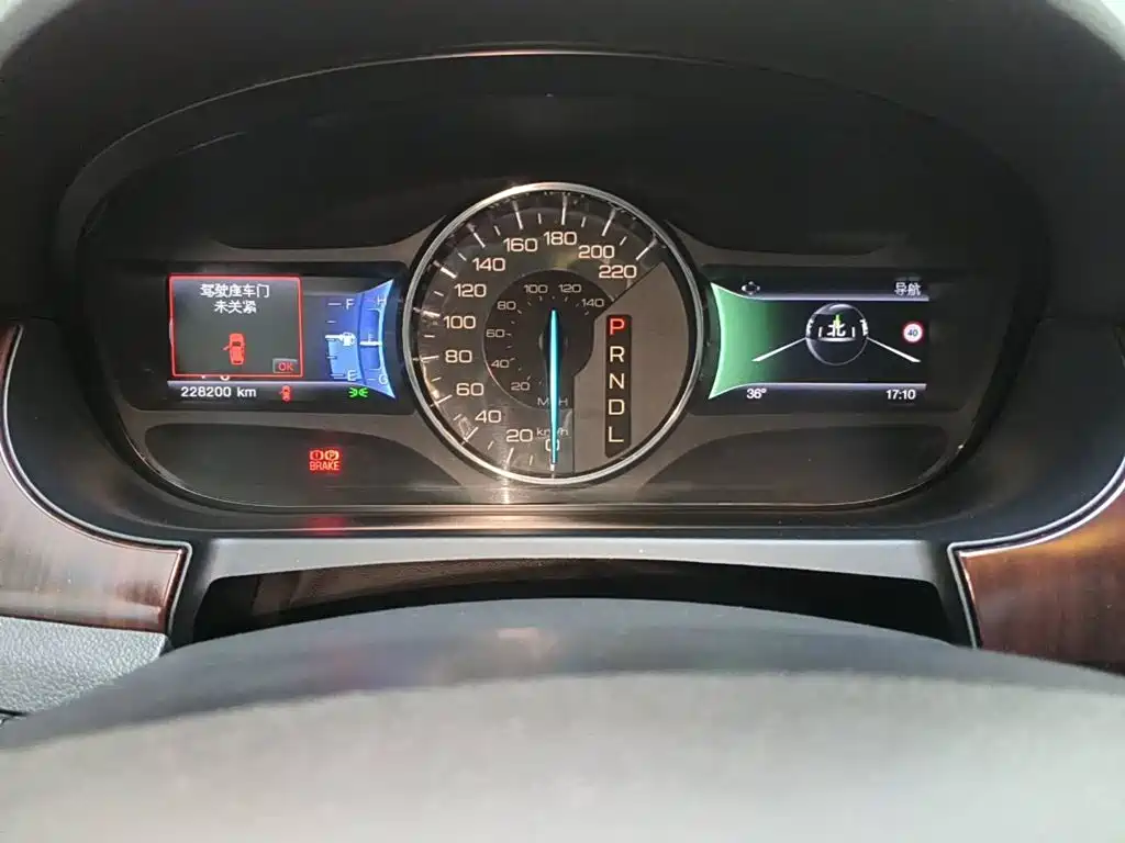Ford Edge (Import) 2014 2012 2.0T Prestige