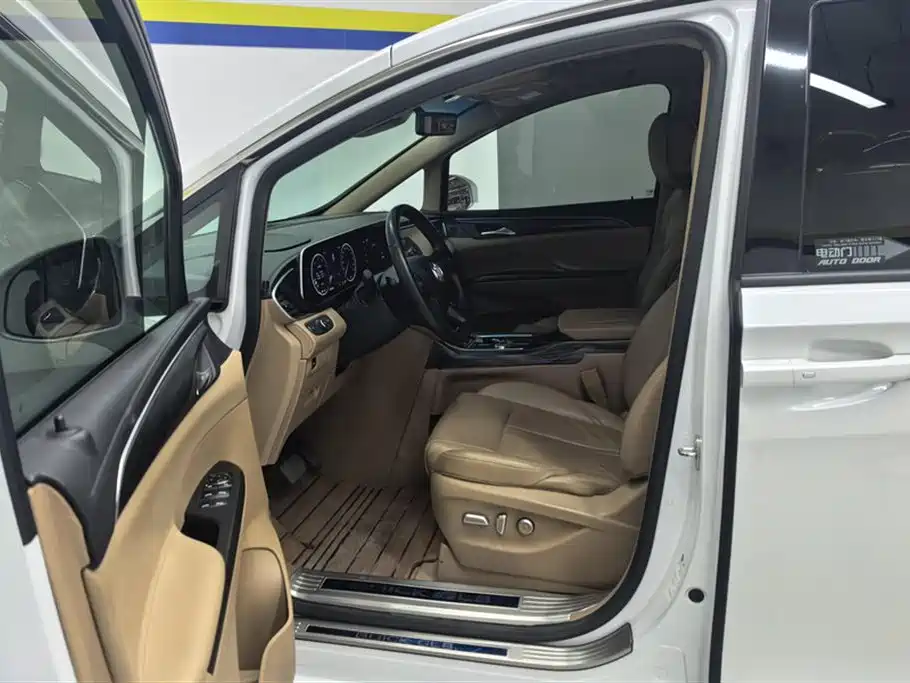 Buick GL8 2020 Model ES Landglory 653T Premium фото 9