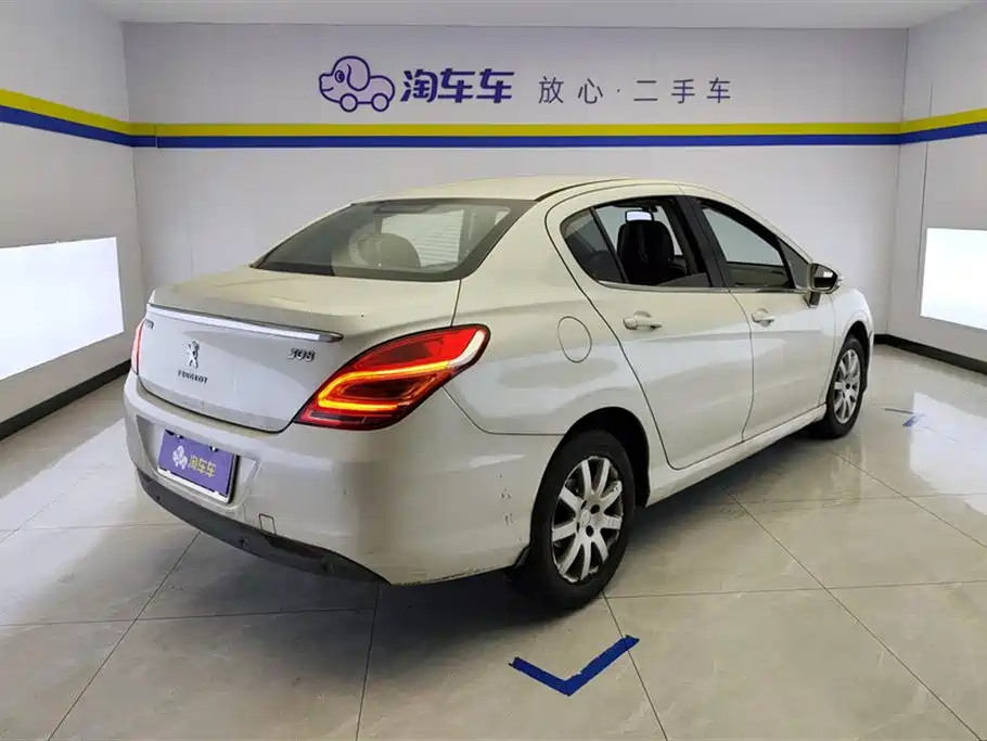Peugeot 308 2014 Model Joy Edition Classic 1.6L Manual Superior Style фото 3
