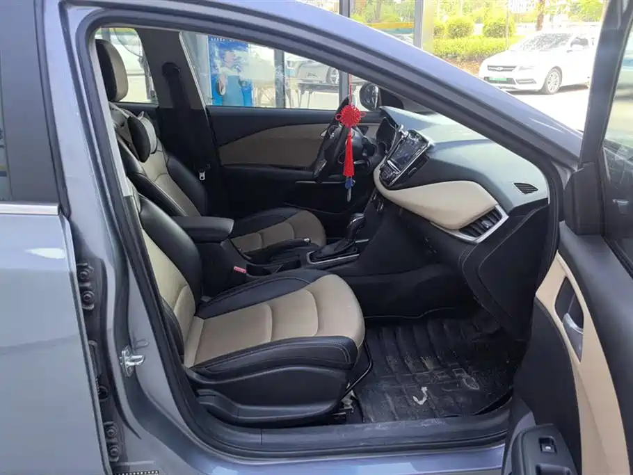 Chevrolet Monza 2020 320 Auto Joy Edition фото 8