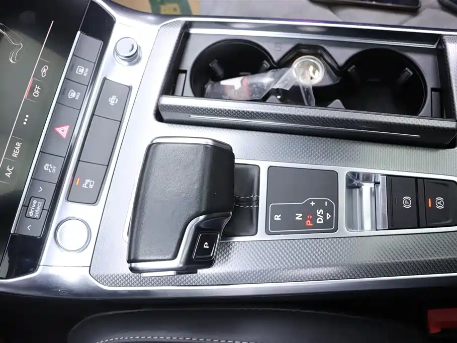 Audi A6L 2020 45 TFSI Premium Dynamic фото 12