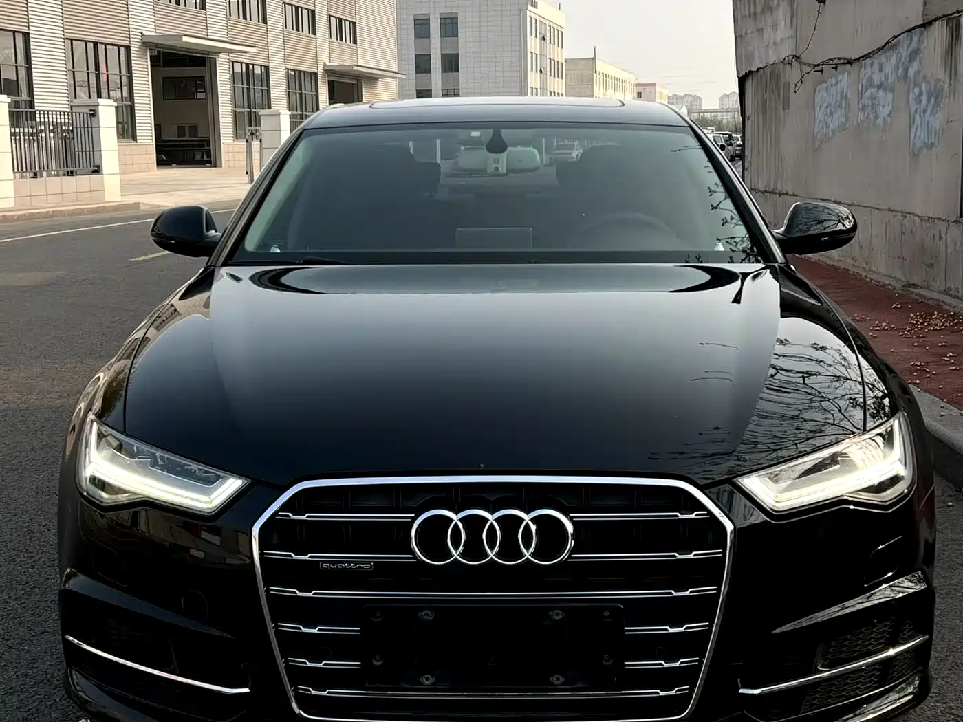 Audi A6L 2018 30th Anniversary 35 TFSI Fashion