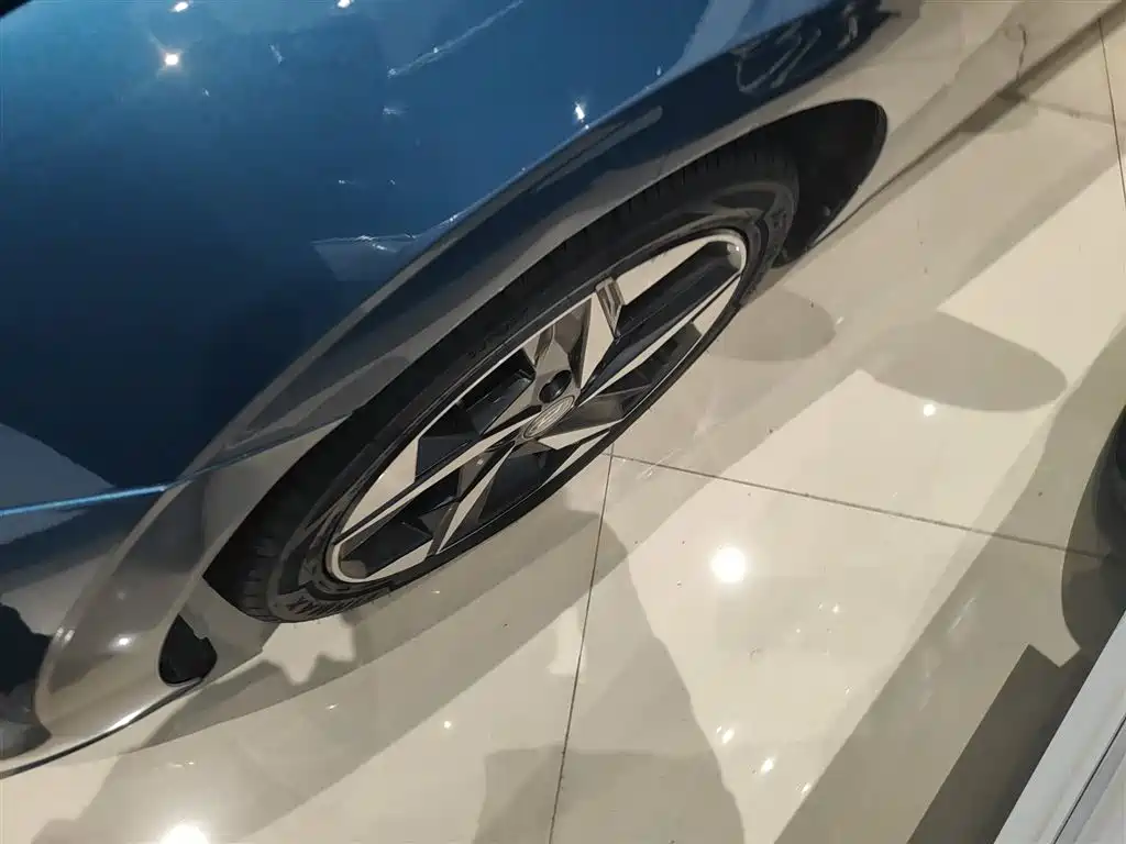 Hyundai Elantra 2021 1.5L CVT GLX Elite Edition фото 23