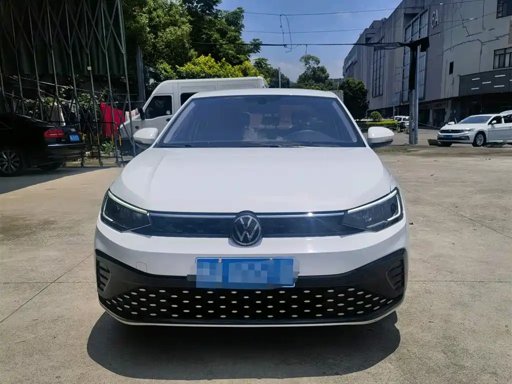 Volkswagen Lavida 2023 Xinrui 1.5L Auto Xinyi Edition фото 2