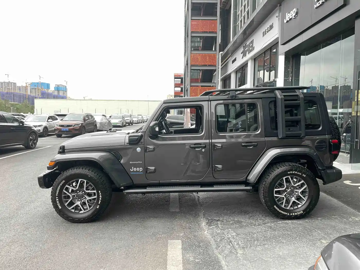 Jeep Wrangler 4xe 2023 2021 4-Door 2.0T 4xe Sahara