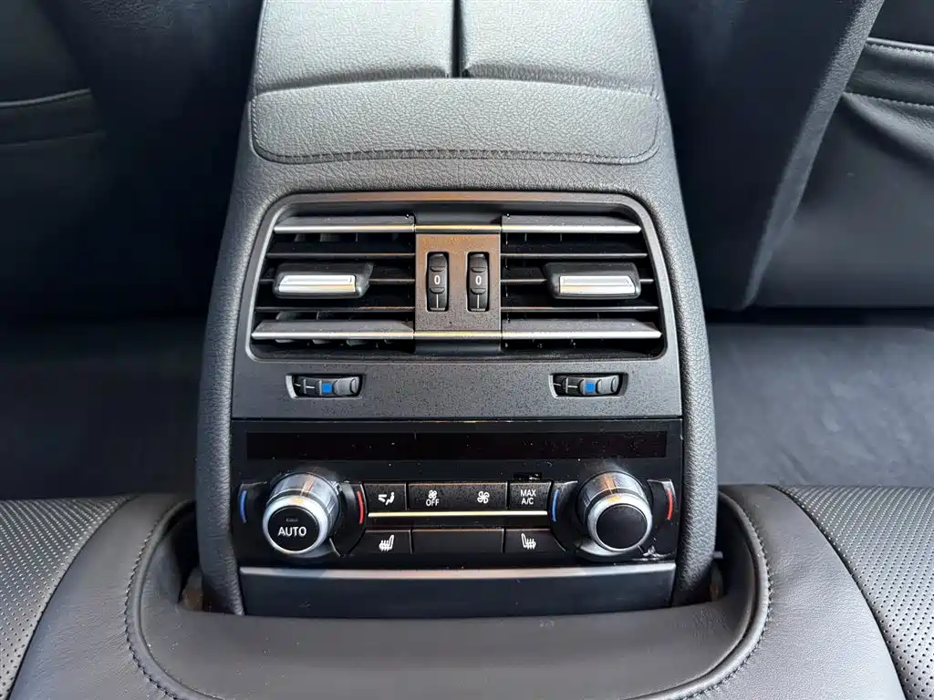 BMW M6 2013 M6 Gran Coupe фото 23
