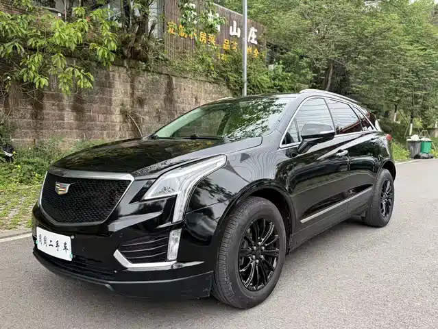 CADILLAC XT5