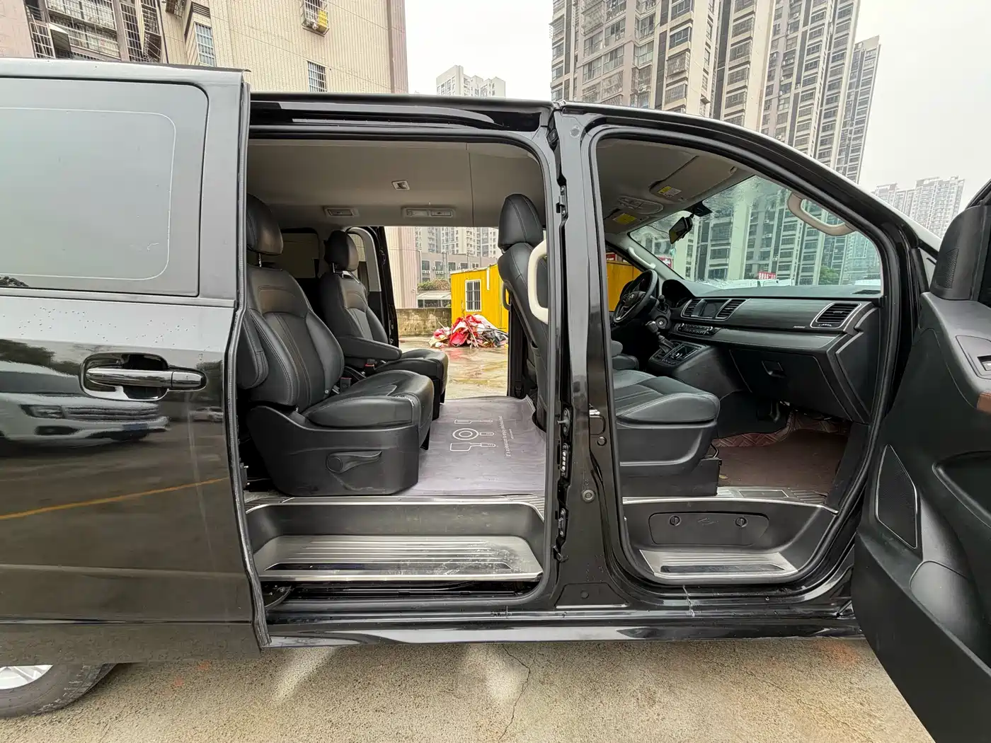 SAIC MAXUS CHASE G10