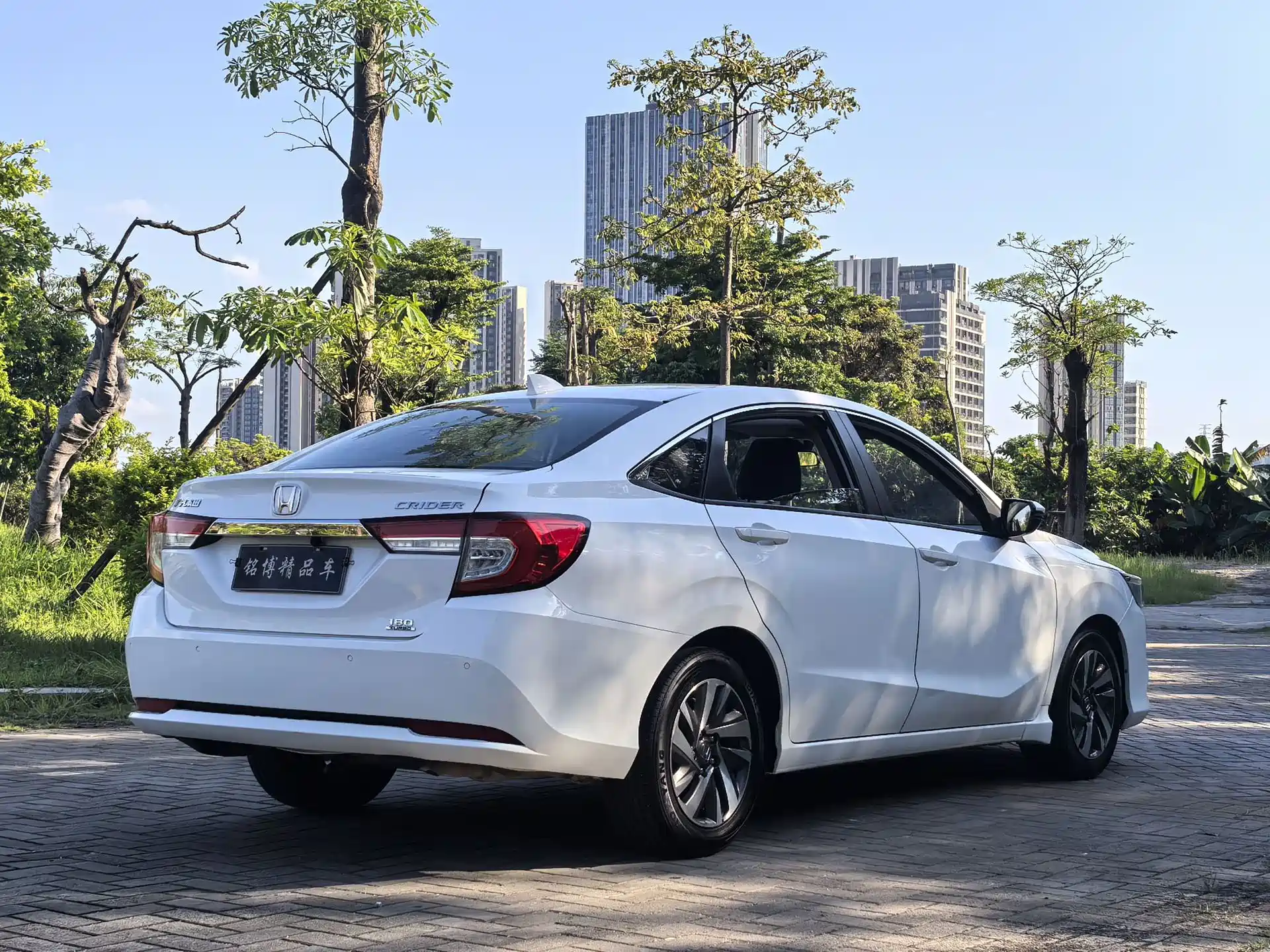 Фото 6 - Honda Crider