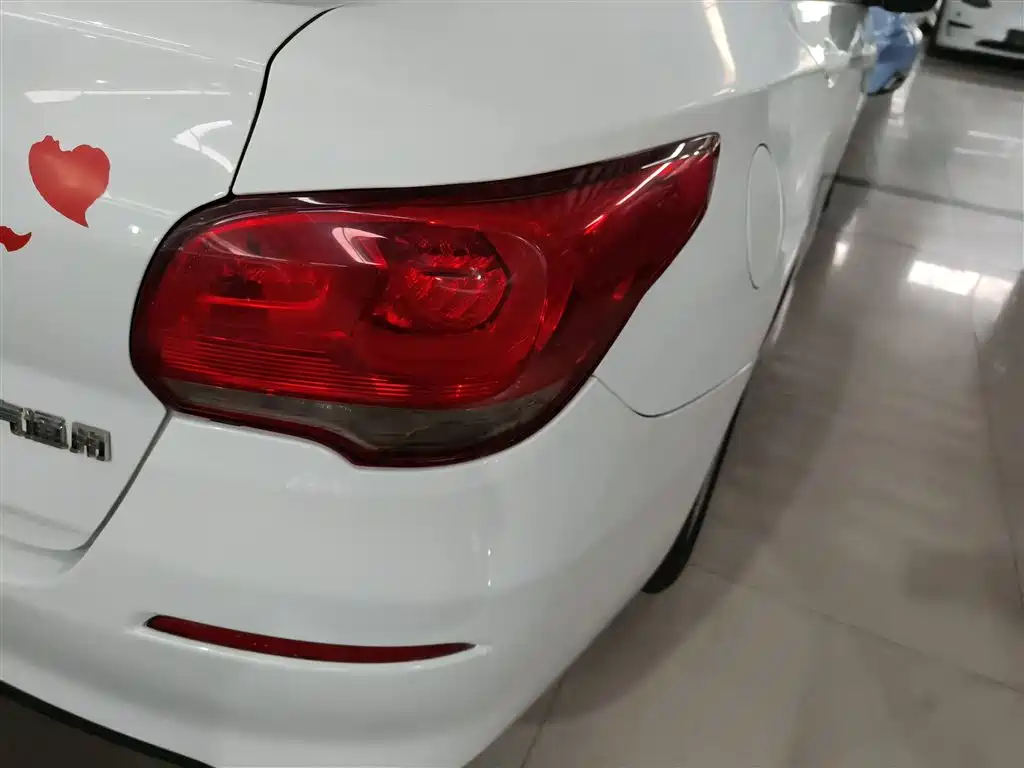 Chevrolet Cavalier 2018 320 Auto Joy Edition фото 8