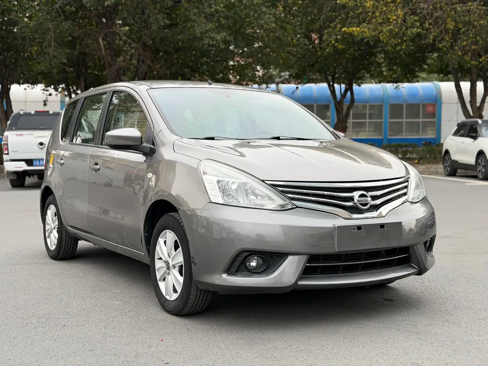Фото 3 - Nissan Livina
