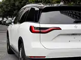 Фото 8 - NIO ES8
