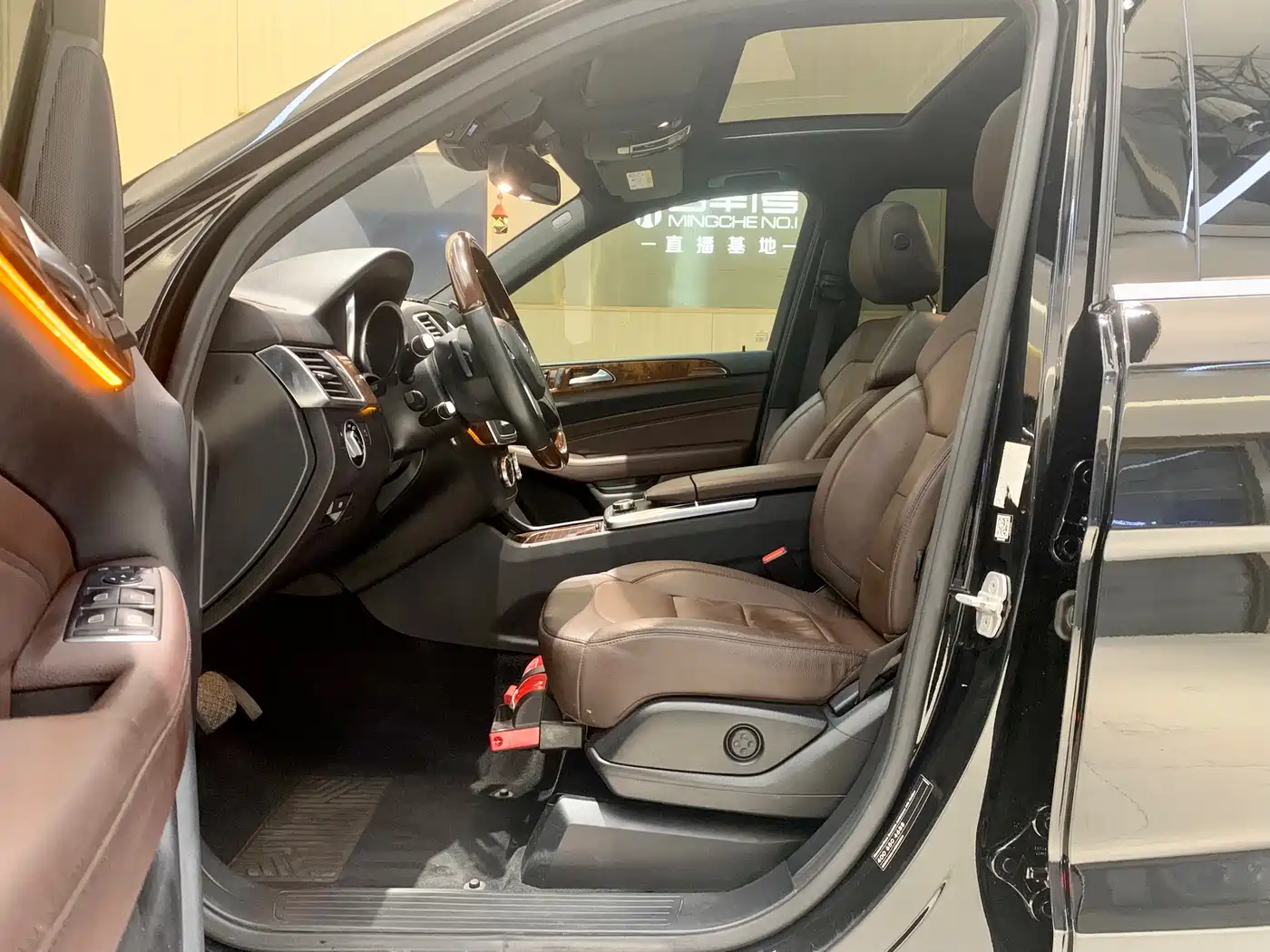 Mercedes-Benz M-Class 2014 ML 400 4MATIC Luxury фото 6