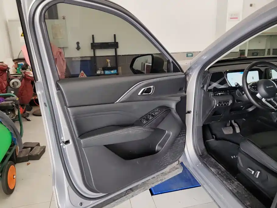 Haval Xiaolong MAX 2024 2023 1.5L Hi4 105 4WD Pilot Edition