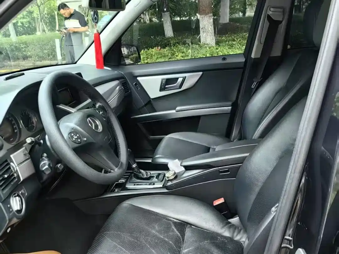 Mercedes-Benz GLK-Class 2011 2012 Model GLK 300 4MATIC Luxury