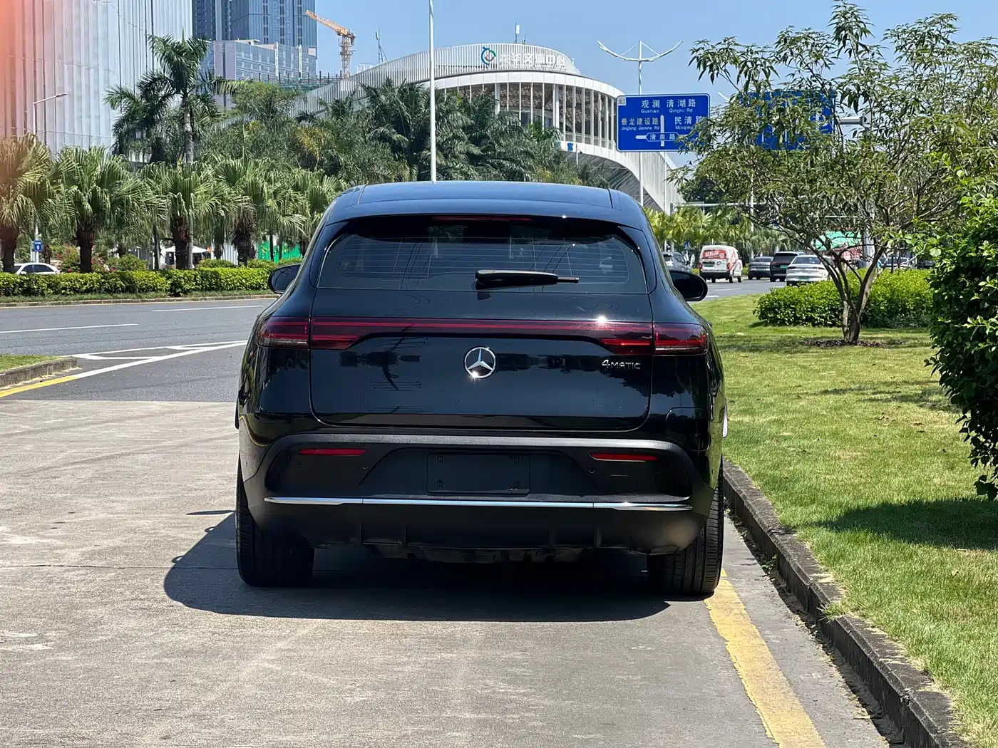Mercedes-Benz EQC 2022 2022 EQC 350 4MATIC Special Edition