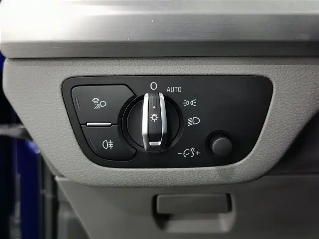 Audi Q5L 2018 40 TFSI Prestige Fashion (China V) фото 21