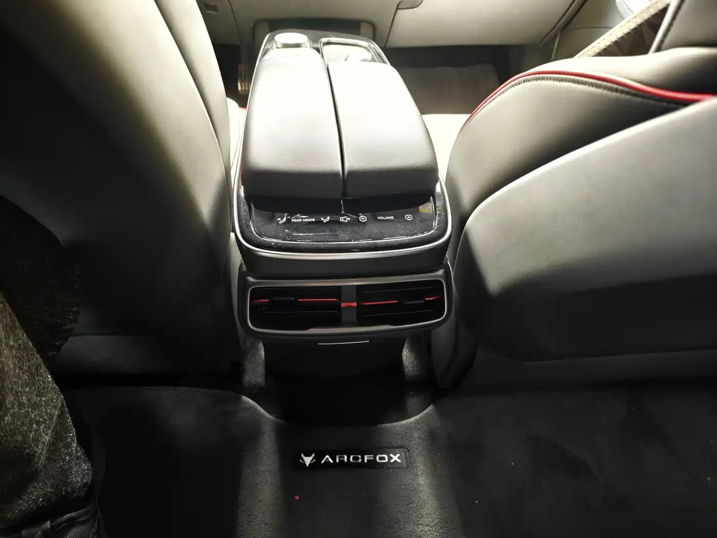 ARCFOX EXTREME FOX POLAR FOX ALPHA S