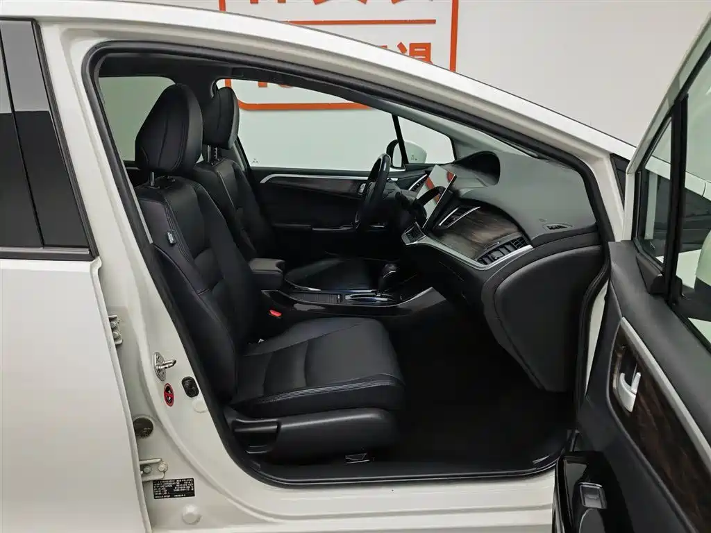 Honda Jade 2017 210TURBO CVT Luxury Edition 5-seater фото 23