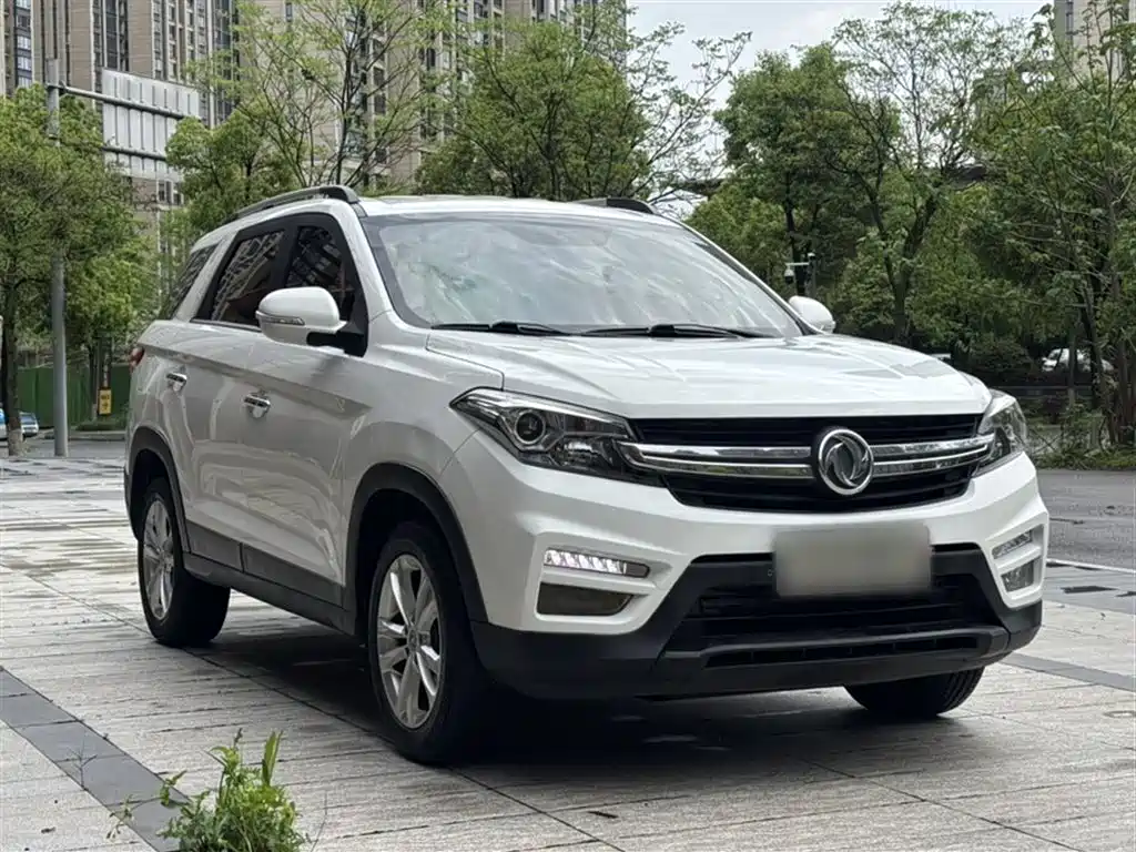 Dongfeng Fengguang Fengguang S560 2019 2018 1.8L CVT Elite 5-seater