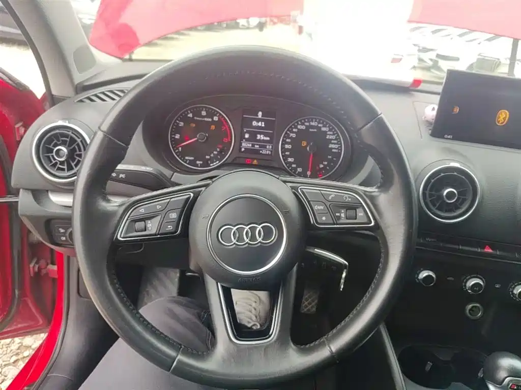 Audi A3 2019 Limousine 35 TFSI Progressive China V фото 7