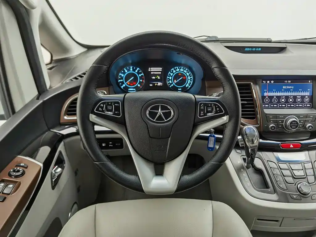 JAC Motors Refine M5 2018 2017 2.0T Gasoline DCT Executive Edition