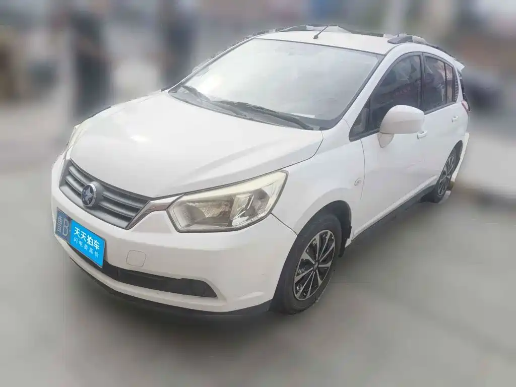 Venucia R50 2015 2013 1.6L Manual Fashion