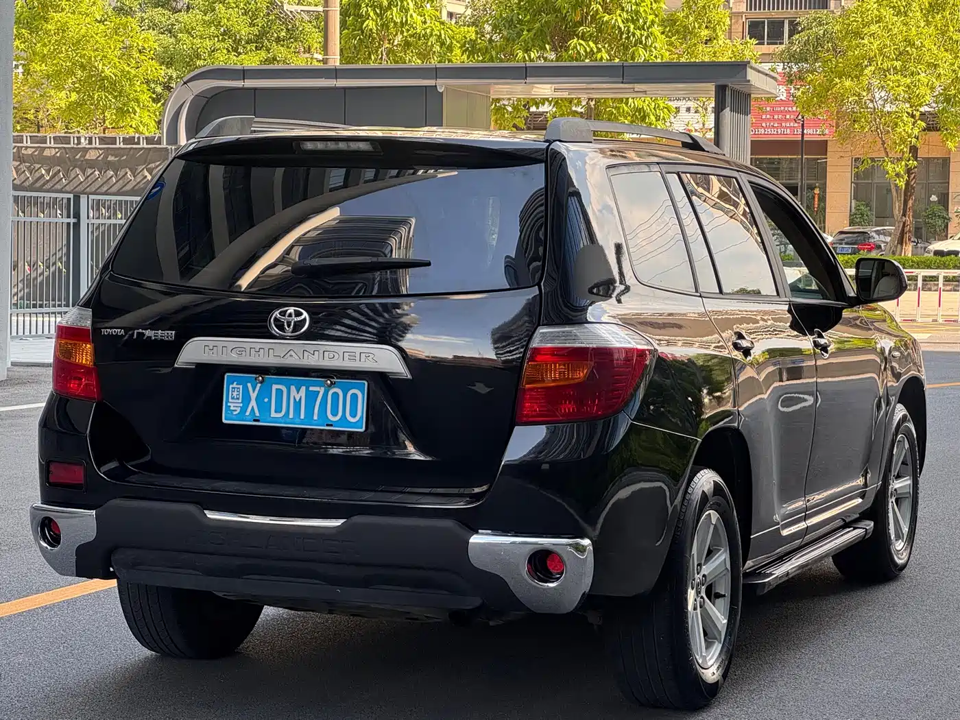 Фото 4 - Toyota Highlander