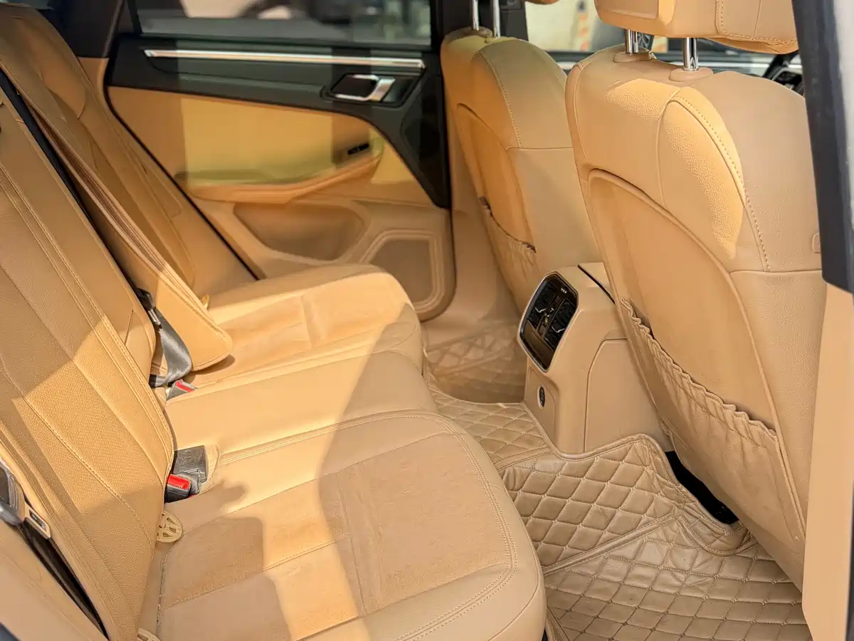Porsche Macan 2017 Macan 2.0T фото 5